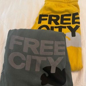 2 pairs of free city cropped sweatpants!